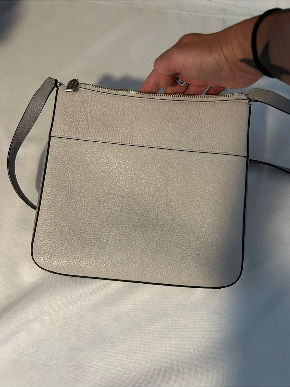 kate spade Pebbled Leather Crossbody in Light Gray in excellent condition. - Picture 2 of 5
